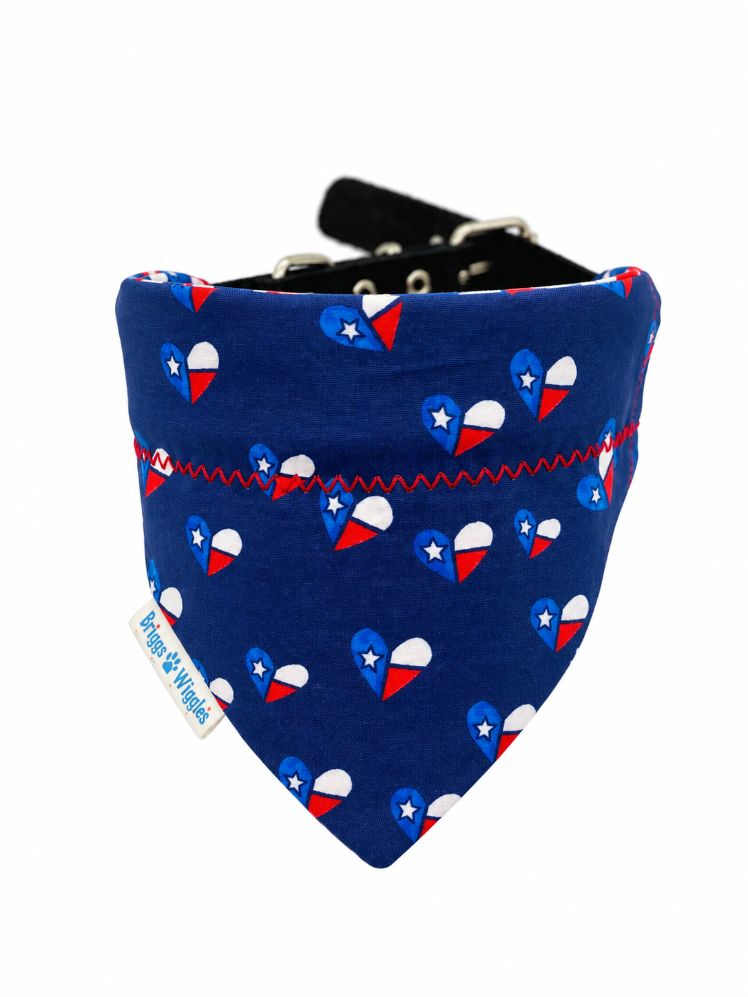 Texas Pride dog bandana with red white and blue Texas hearts handmade by Briggs ’n’ Wiggles