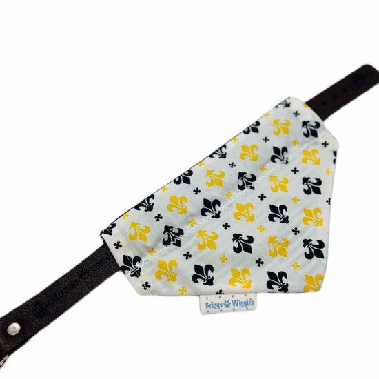 Load image into Gallery viewer, Black and Gold Fleur De Lis Dog Bandana - Briggs &amp;#39;n&amp;#39; Wiggles

