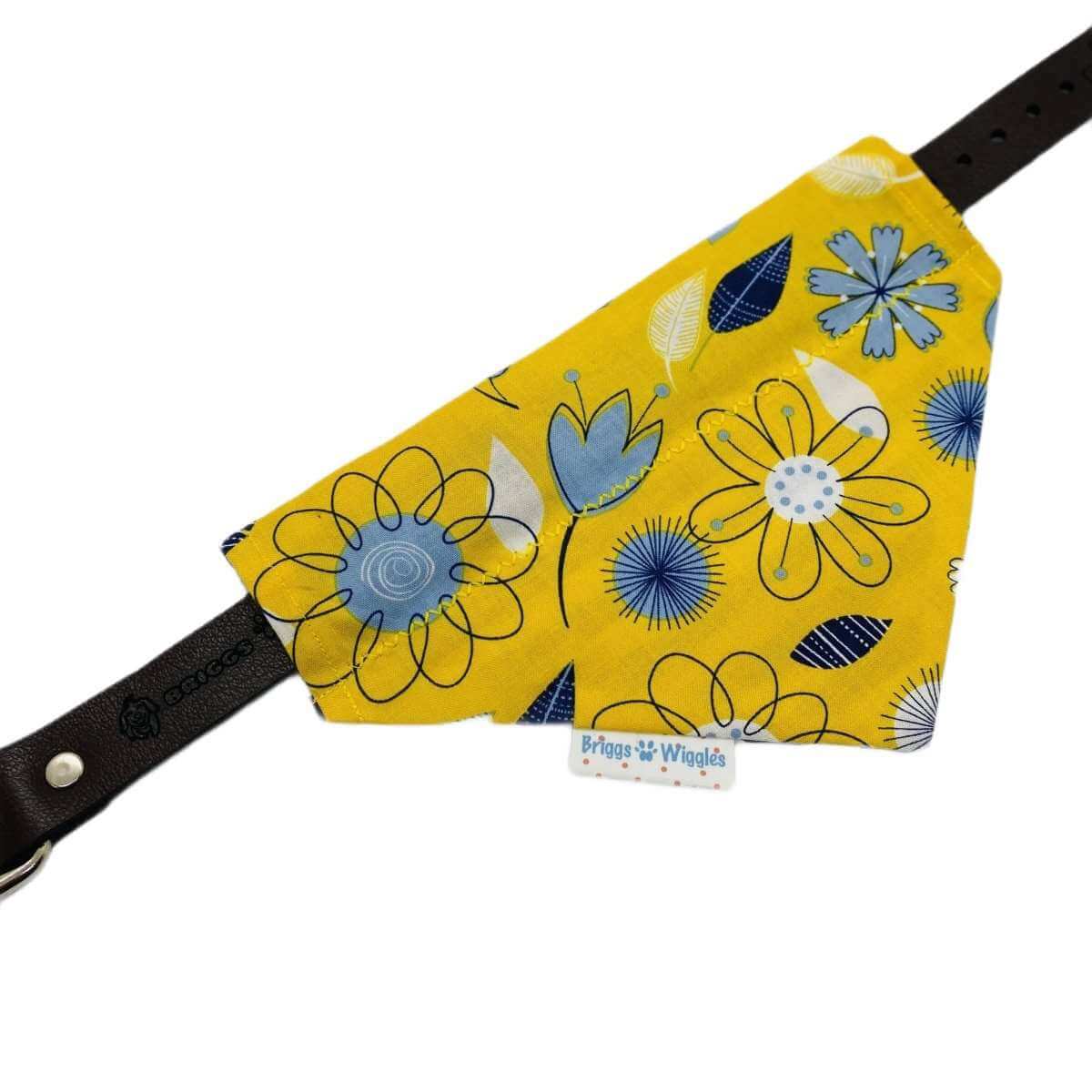 Load image into Gallery viewer, Sweet Summer Flower dog bandana , yellow and blue | Briggs &amp;#39;n&amp;#39; Wiggles
